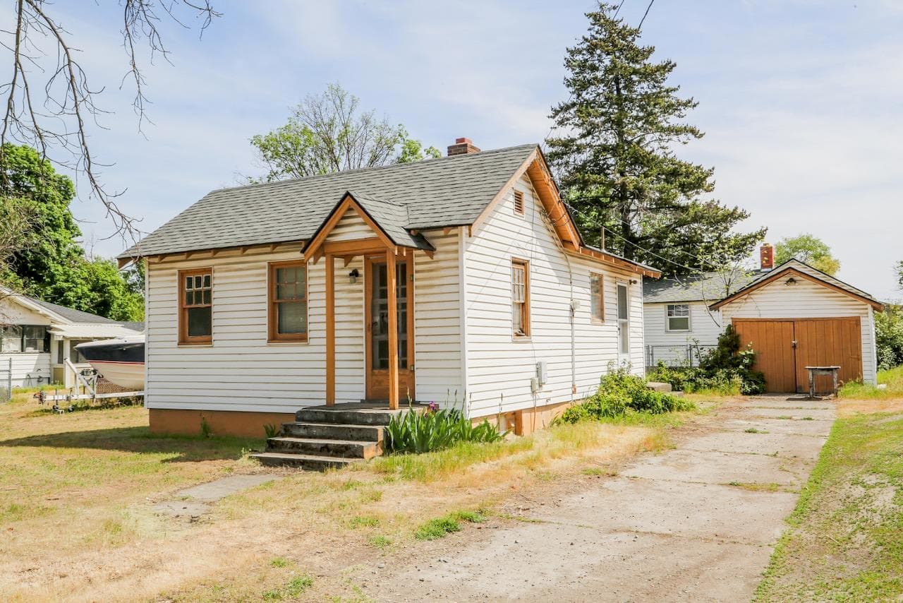 2224 N Park Rd — photo 1 of 10