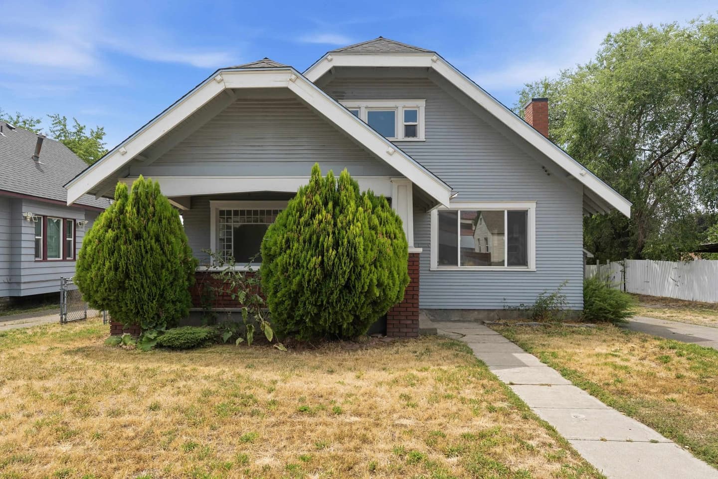 816 E Gordon Ave — photo 1 of 10