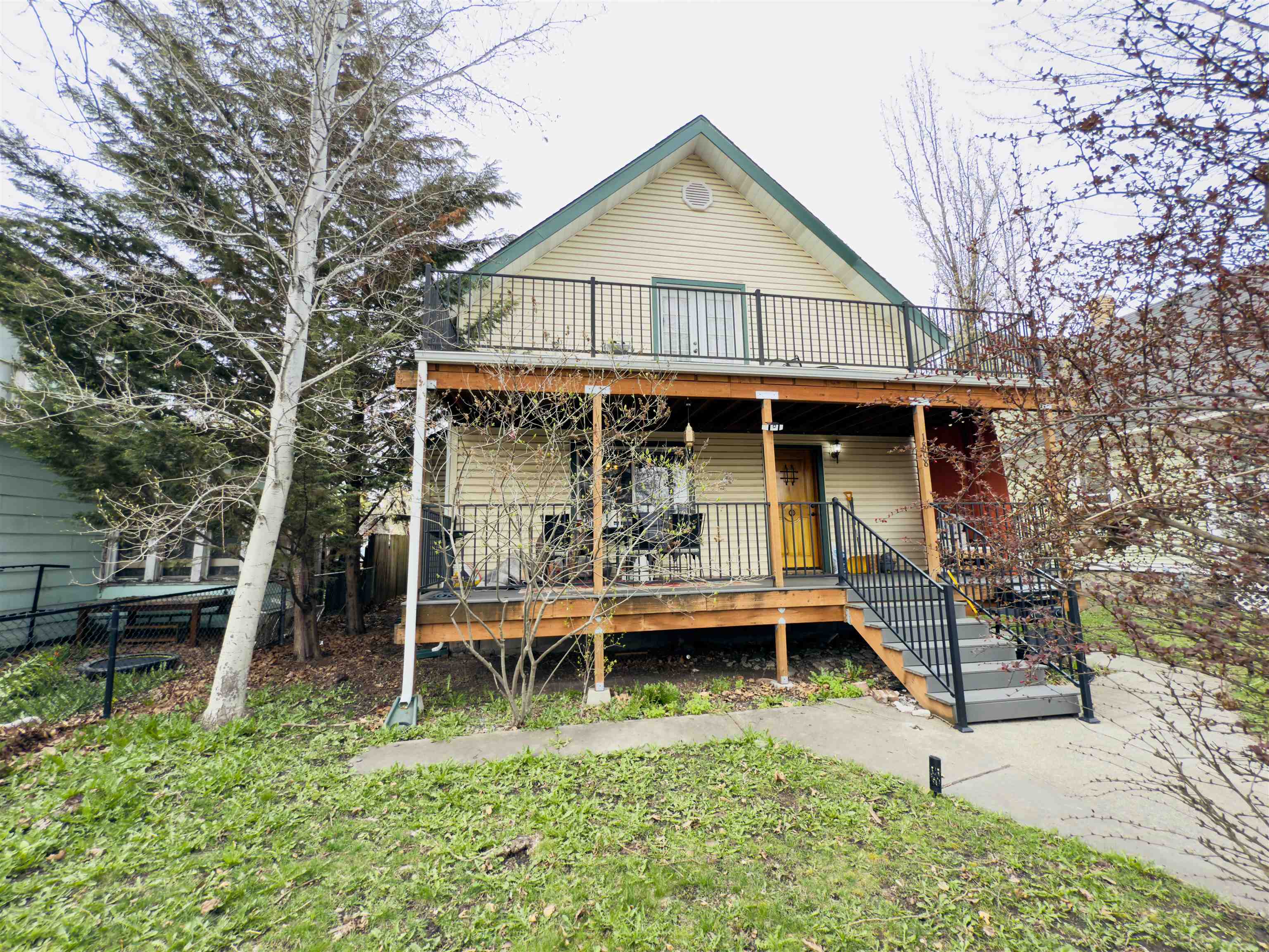 1808 W Augusta Ave — photo 1 of 1