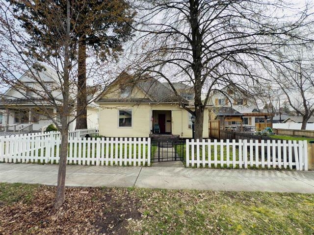 2823 W Sharp Ave — photo 1 of 1